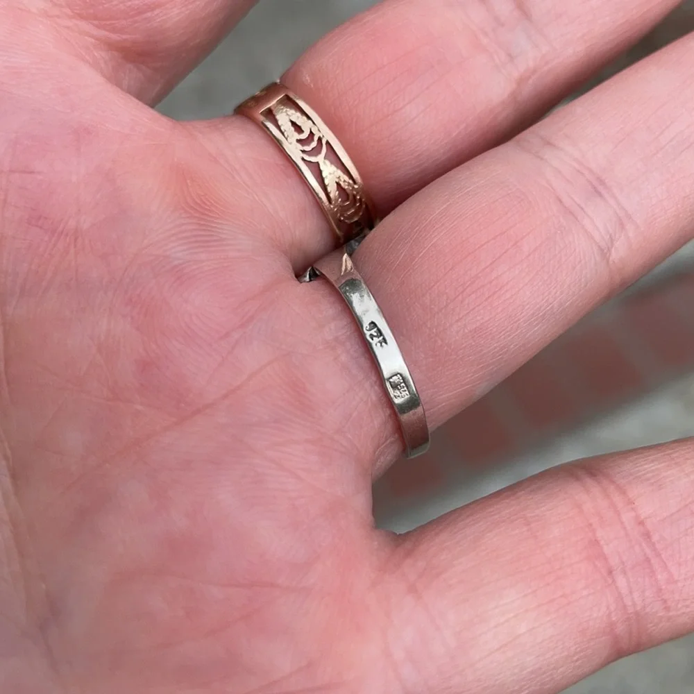 Antique sterling silver ring with crystals